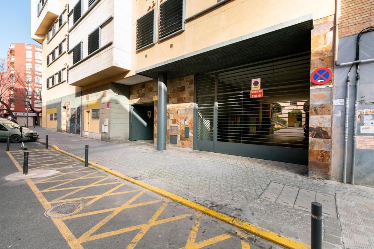 Centrico II Donkey Parking Incluido Leilighet Sevilla Eksteriør bilde